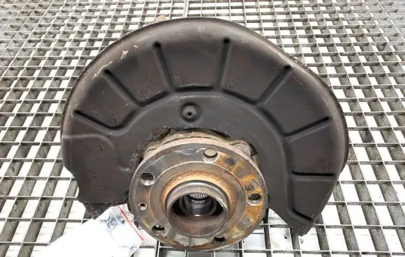 Volkswagen Golf Plus Front wheel hub spindle knuckle 