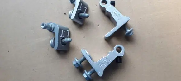 Front door hinge set