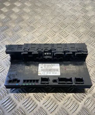 Mercedes-Benz E W211 Fuse module A2115459401