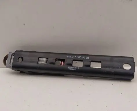 Mercedes-Benz E W211 Other interior part A2118600088