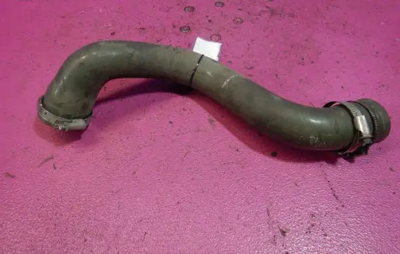 Renault Scenic II - Grand scenic II Intercooler hose/pipe