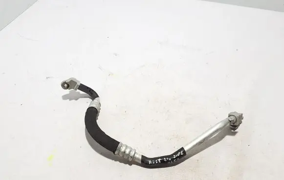 Air conditioning (A/C) pipe/hose