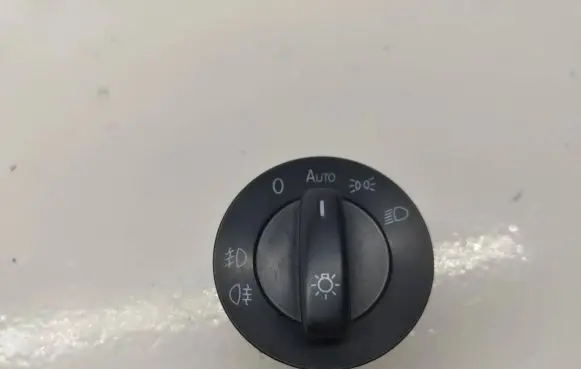 Volkswagen PASSAT B6 Light switch 1K0941431BN