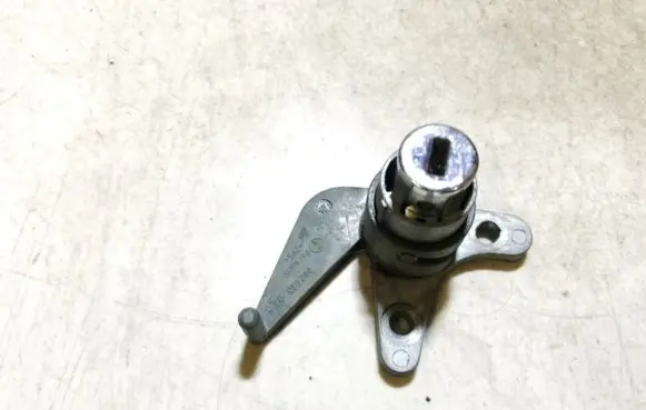 Volkswagen Phaeton Front door lock (next to the handle) 3d2823655a