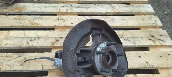 Volvo V50 Front wheel hub
