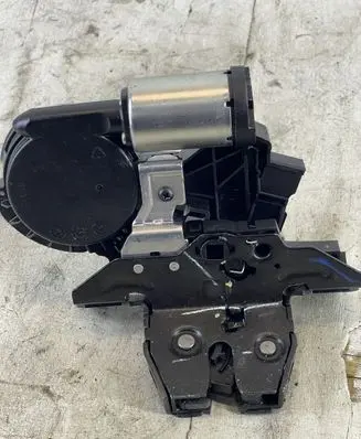 Opel Insignia B Tailgate/trunk/boot lock/catch/latch 13519125 5920330AC