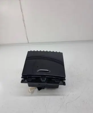 KIA Sorento Glove box central console 