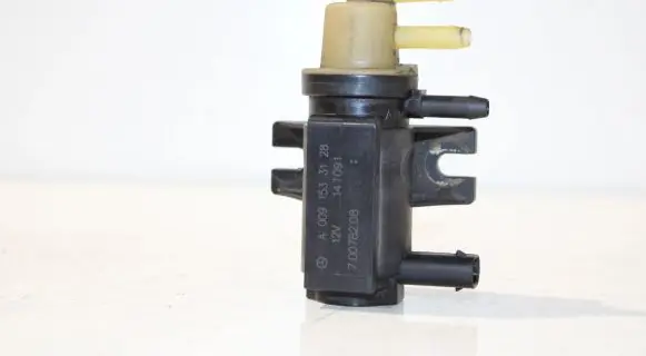 Mercedes-Benz Sprinter W906 Turbo solenoid valve A0091533128