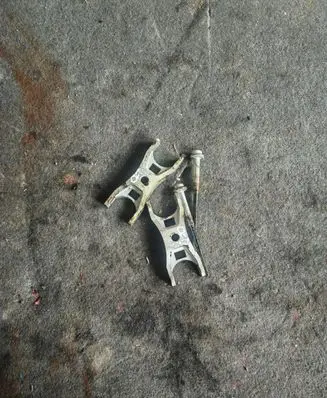 Skoda Octavia Mk3 (5E) Fuel Injector clamp holder 