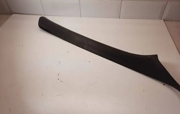 Ford Sierra (B) pillar trim (top) 83BBA03196ABW 82520