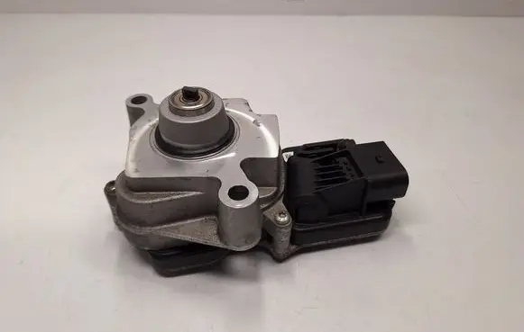 BMW X5 E70 Gearbox-reducer motor 27607643762 27607619181 27607609195