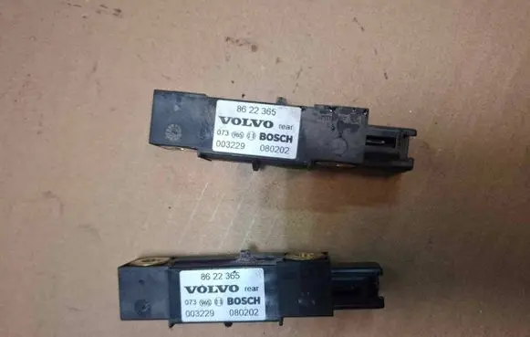 Volvo S80 Airbag deployment crash/impact sensor 8622365 003229