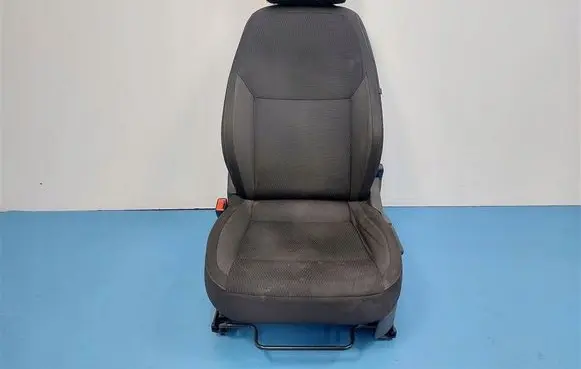 Skoda Rapid (NH) Front driver seat 6RA881105D