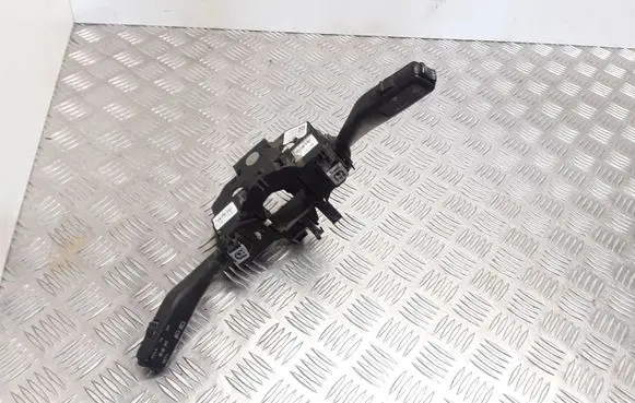Volkswagen Caddy Wiper turn signal indicator stalk/switch 1K0953513 1K0953519 1K0953503