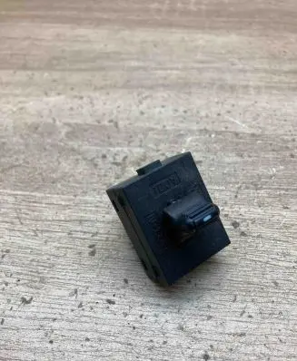 Jeep Grand Cherokee (WJ) Electric window control switch 56042057