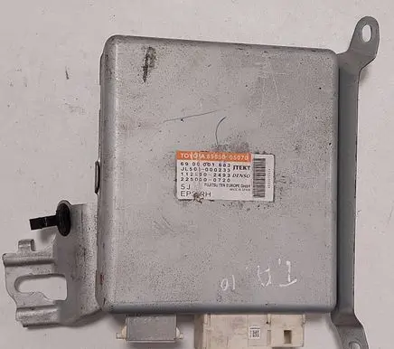 Toyota Avensis T270 Power steering control unit/module 6900001683 8965005070 JL501000233