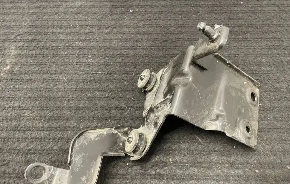 Audi Q3 F3 ABS pump bracket 5Q1614235E