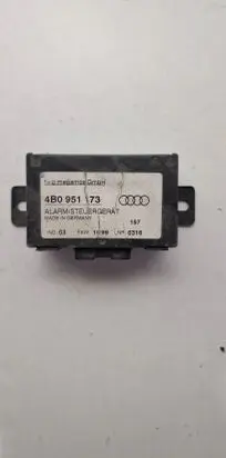 Audi A6 S6 C5 4B Alarm control unit/module 4B0951173