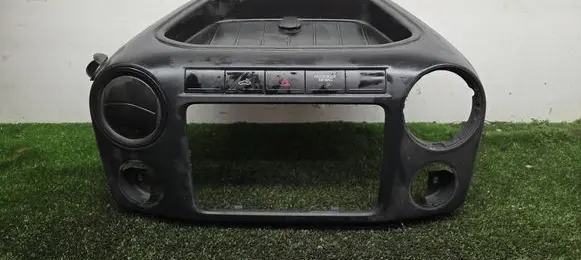 Volkswagen Amarok Radio/GPS head unit trim 2H0857211 2H0857211F