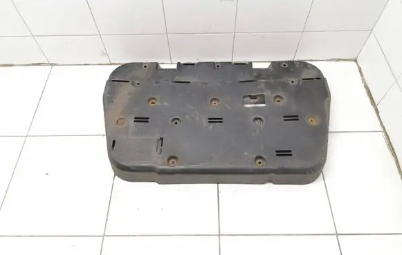Peugeot Partner Center/middle under tray cover 5370B226 4C00 821000