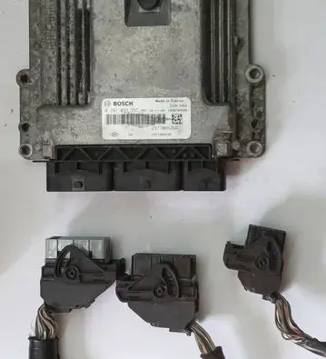 Renault Trafic III (X82) Engine control unit/module 237106626R 0281033357