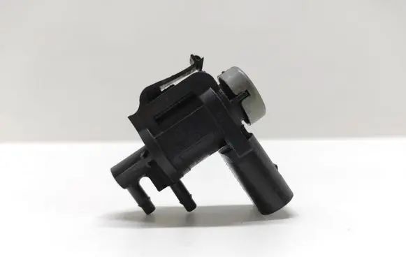 Skoda Superb B6 (3T) Turbo solenoid valve 1K0906283A