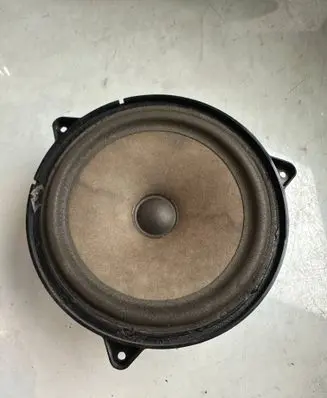 Audi A6 S6 C5 4B Front door speaker 4B0035411
