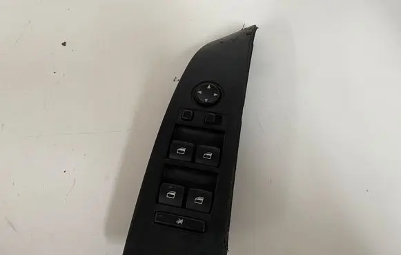 BMW 5 E60 E61 Electric window control switch 6951909
