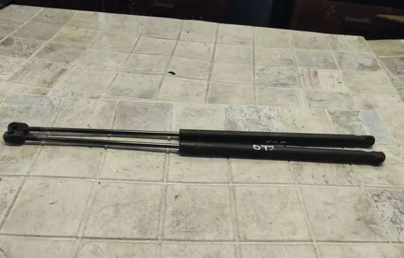 Ford Focus C-MAX Tailgate/trunk strut/damper 3M51R406A10AB