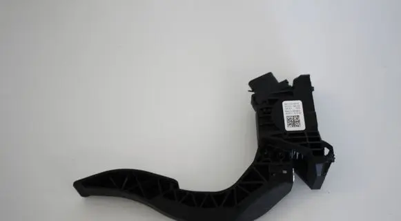 Audi A4 S4 B9 Accelerator throttle pedal 8W1723523A