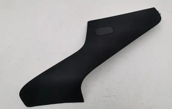 (C) pillar trim