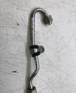 Volkswagen Golf VI Fuel injector supply line/pipe 03CAN 103510081
