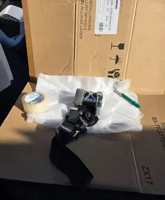 Citroen C4 Cactus Front seatbelt 98009730XX