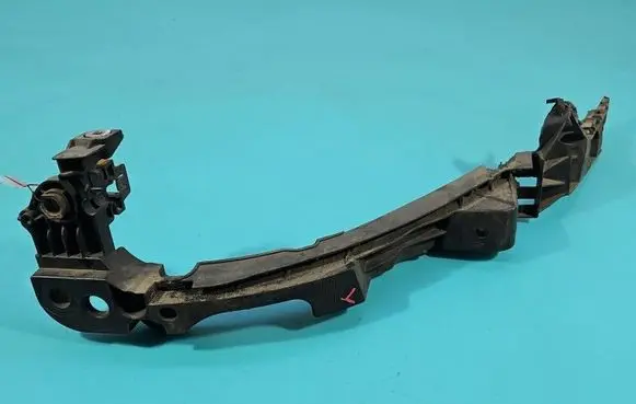 Volkswagen Golf VI Front bumper mounting bracket 1K9807572 IMPRK1583583
