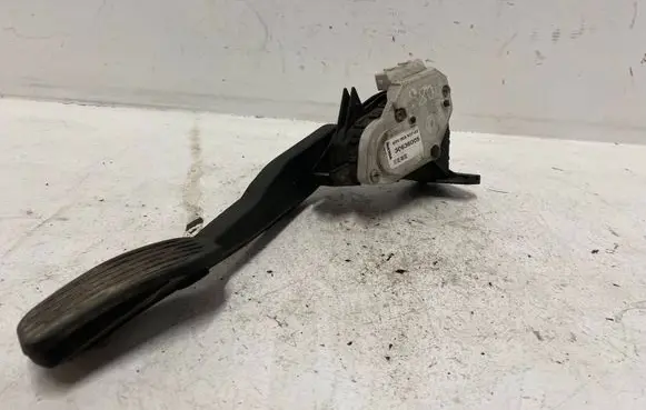 Volvo S80 Accelerator throttle pedal 30636005 6PV00853702