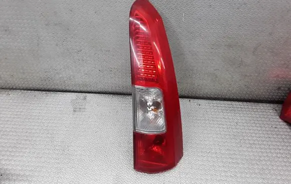 Volvo V70 Rear/tail lights 160986
