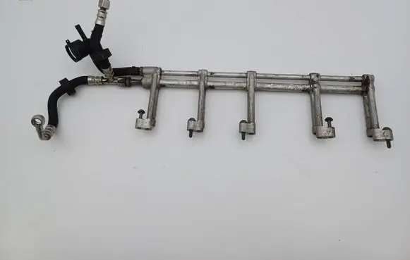 Volkswagen Phaeton Fuel line/pipe/hose 038906081B 07Z133317K
