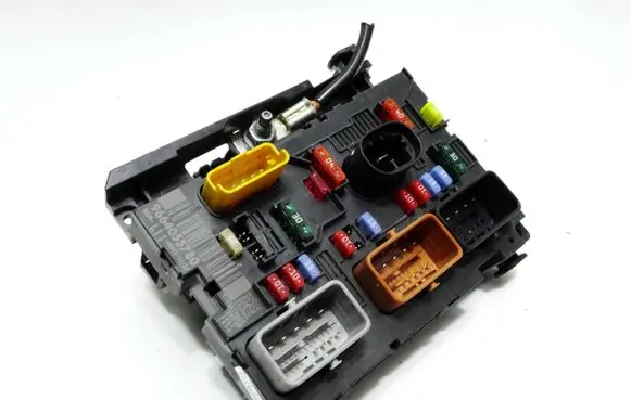 Peugeot 207 BSM Control unit 9664055780