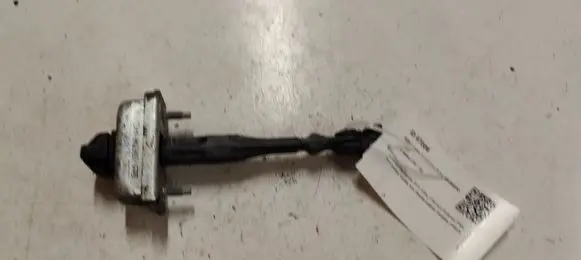 Opel Astra J Front door check strap stopper 13363546