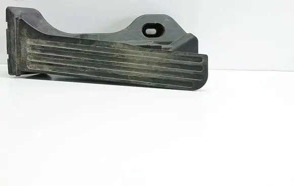 Volkswagen Golf Plus Accelerator throttle pedal 1K1721503M 6PV00889000