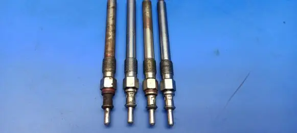 Mercedes-Benz Sprinter W901 W902 W903 W904 Glow plug 0100226379