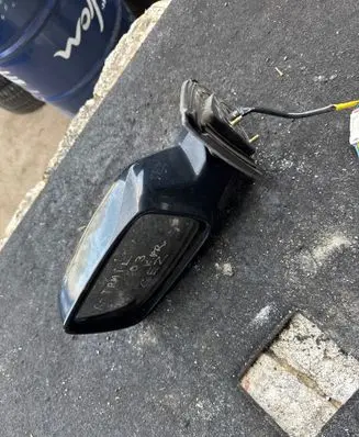 Nissan X-Trail T30 Front door electric wing mirror 010621
