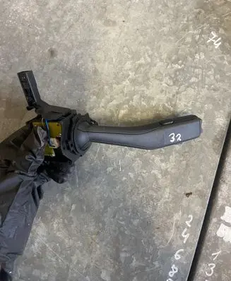 Audi A3 S3 8P Indicator stalk 8P0953513B 01303610 30361080805594