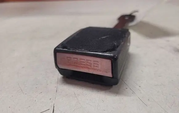 Citroen C4 I Front seatbelt buckle B9132AC21