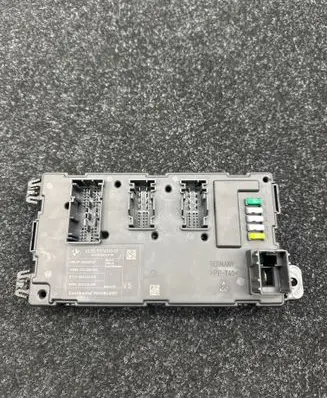 BMW 4 F32 F33 Central body control module 9374510 00000F4D 003000002