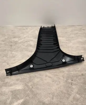 (B) pillar trim (bottom)