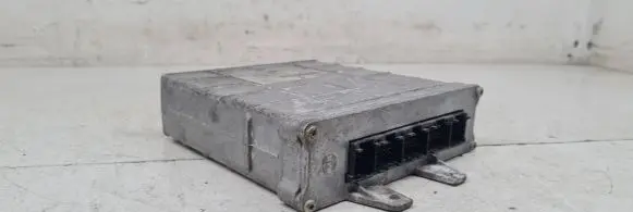 Audi A4 S4 B5 8D Engine control unit/module 8D0907557CX 0261203938