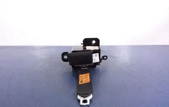 Cadillac CTS Front seatbelt 23174287