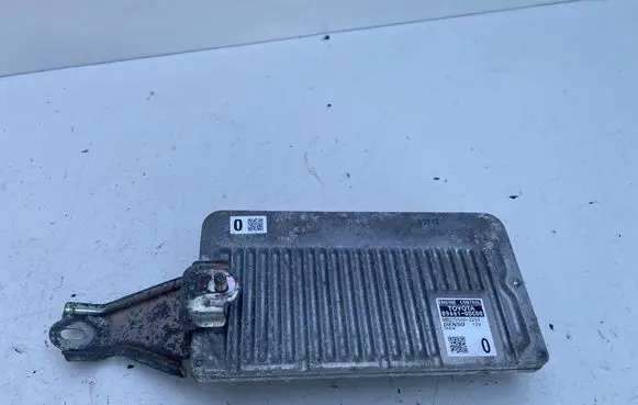 Toyota Yaris Engine control unit/module 896610DC00