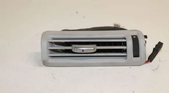 Audi A6 S6 C6 4F Rear air vent grill 4F0319383A